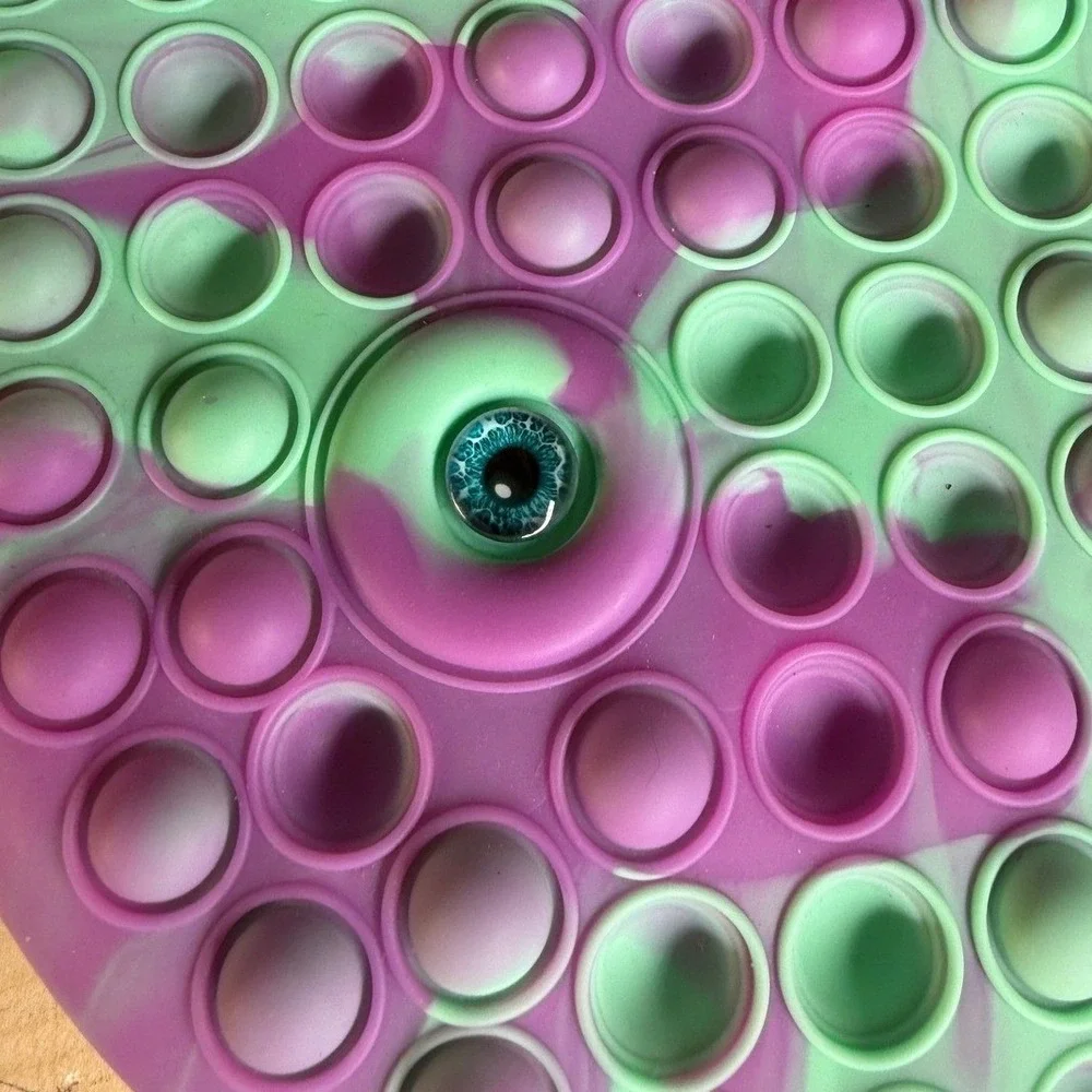 Ja-Ru‎ Silicone Pop Fidget Tote Bag and Bracelet Set Purple Green Swirl Eyeball